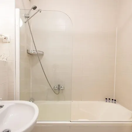 Comfy - Modern - Downtown *