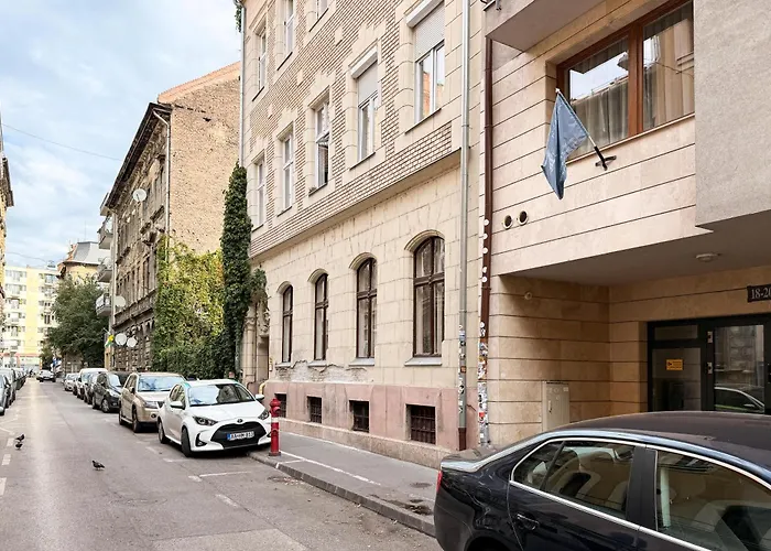 Apartman Comfy - Modern - Downtown